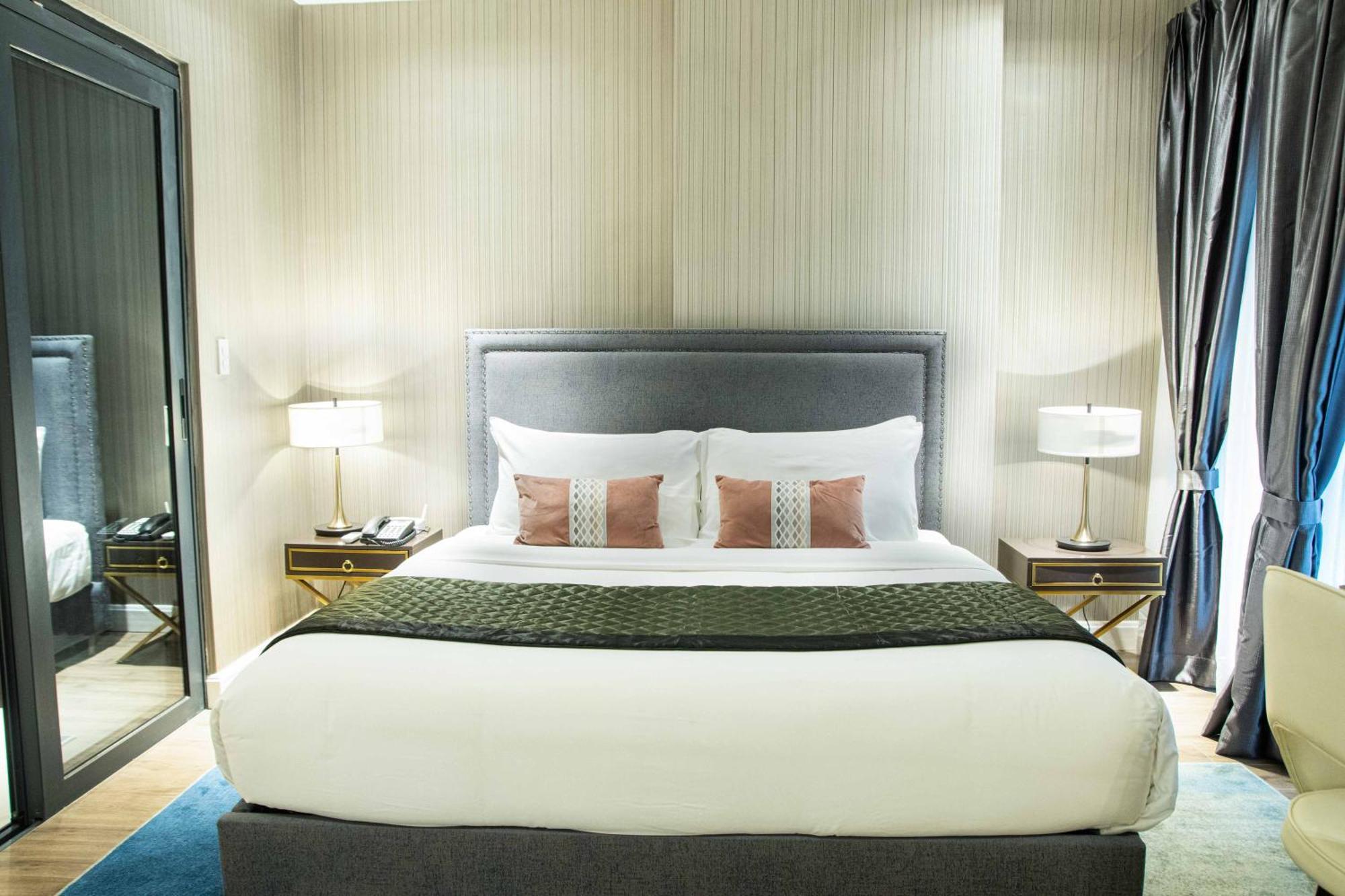 Noble Cebu Hotel Bagian luar foto